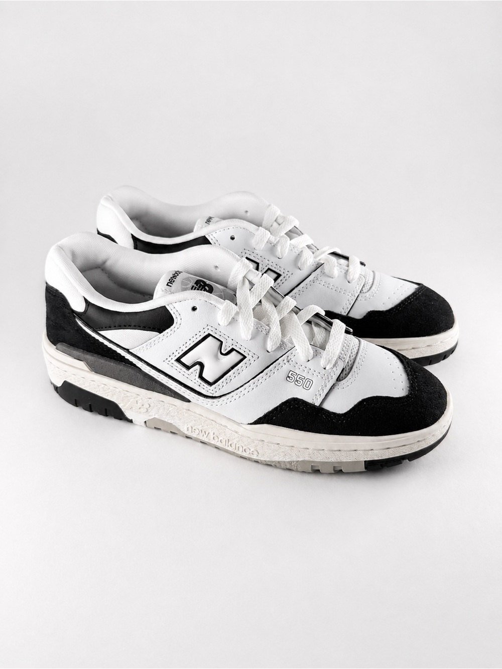 Size 7Y/8.5W- New Balance 550 White Black Rain Sneakers